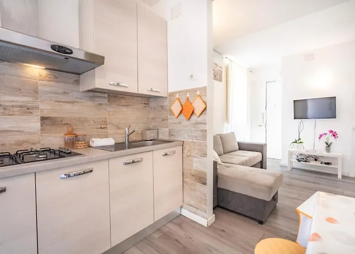 Apartment Maison Lumiere *