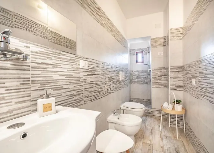 Maison Lumiere Apartment