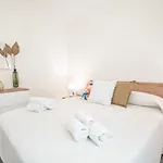 Maison Lumiere * קליארי