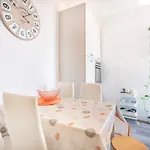 Maison Lumiere דירה קליארי