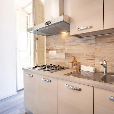 Maison Lumiere Apartment Cagliari