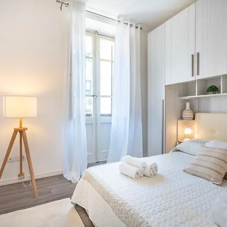 شقة Maison Lumiere كالياري
