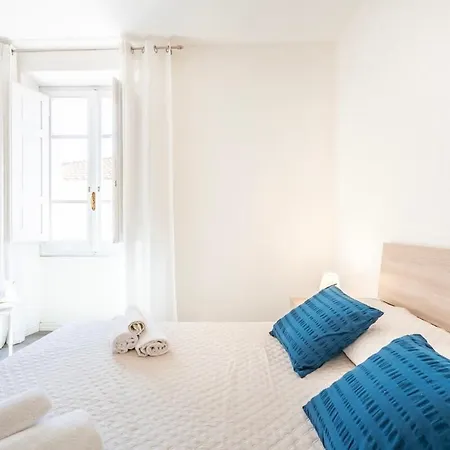 Apartment Maison Lumiere *