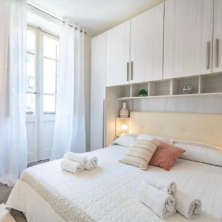 Maison Lumiere Apartment