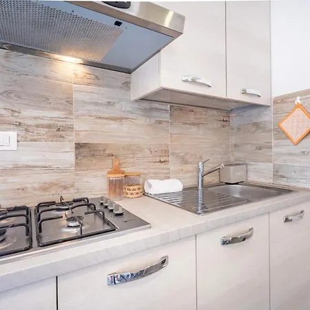 Maison Lumiere Appartement *