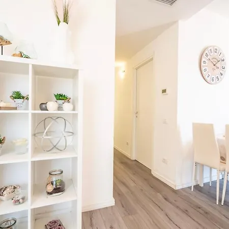 Maison Lumiere Apartment Cagliari